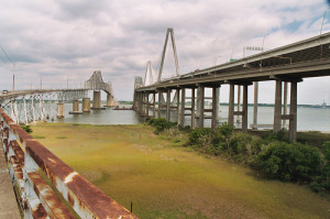 Old_and_new_Cooper_River_Bridges_Charleston_SC